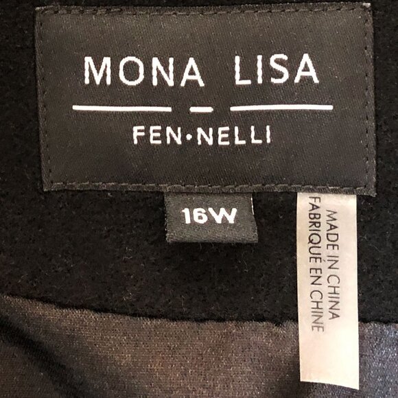 Mona Lisa Fen-Nelli Black Wool Coat: Winter Chic with Faux Fur Hood and Scarf - Picture 5 of 7